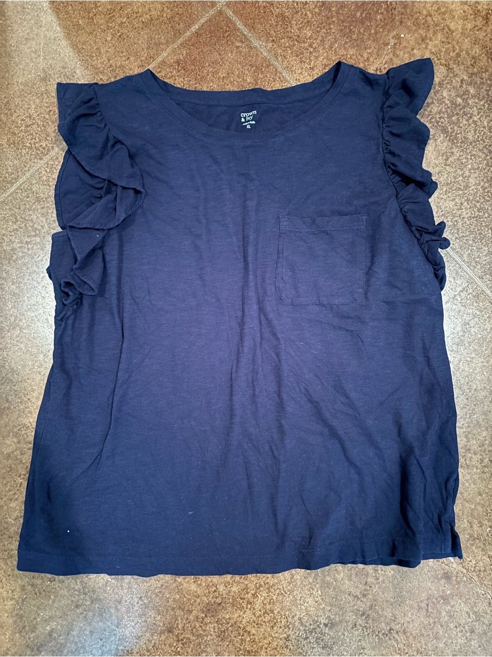 Women’s XL crown & ivy Navy Ruffle Sleeve Tank with Chest Pocket